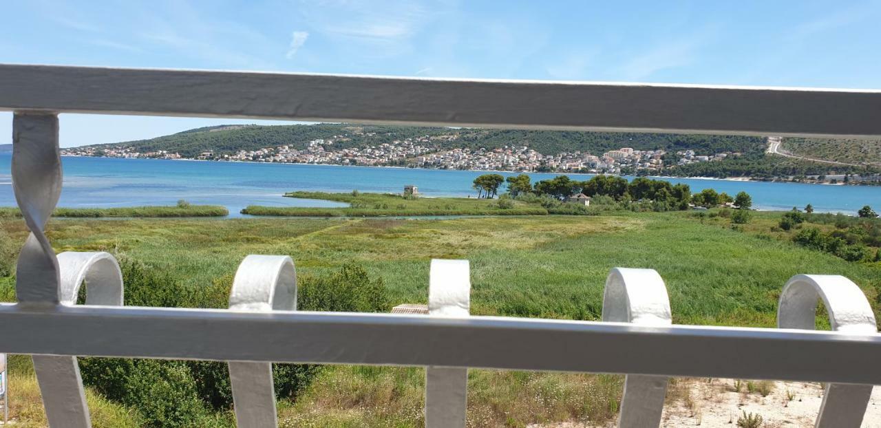Bridge And Beach Apartments Trogir Luaran gambar