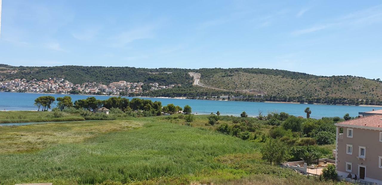 Bridge And Beach Apartments Trogir Luaran gambar