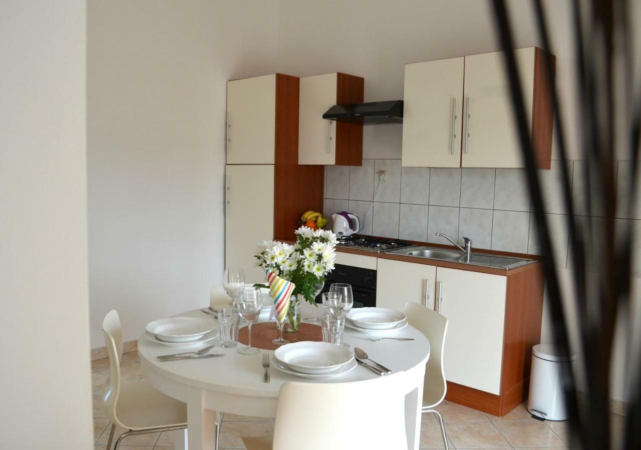 Bridge And Beach Apartments Trogir Luaran gambar